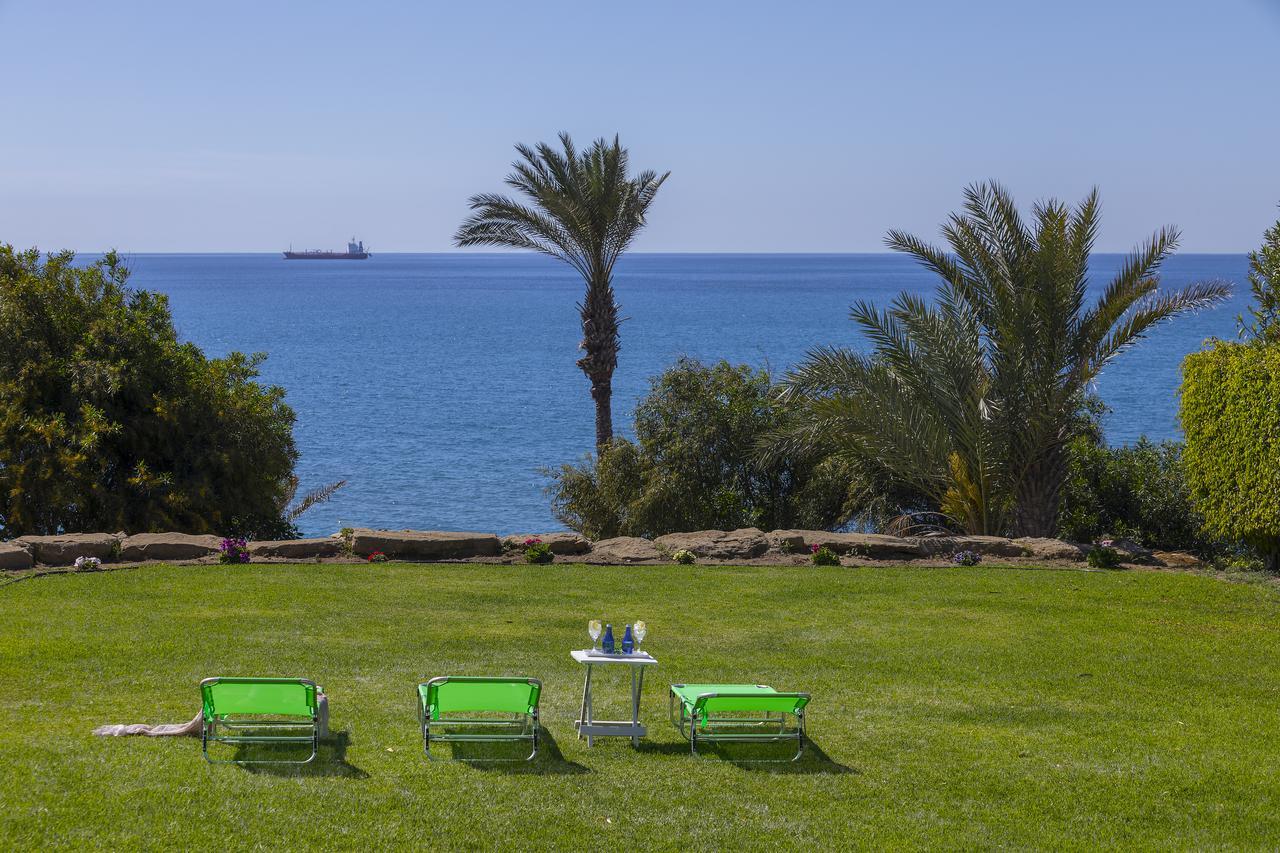 Villa Maroni Beachfront Larnaca