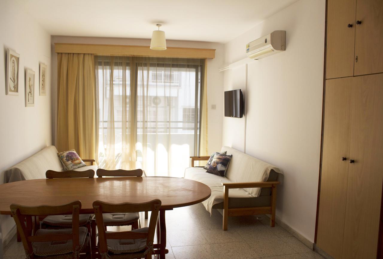 Elli City Center Apartment