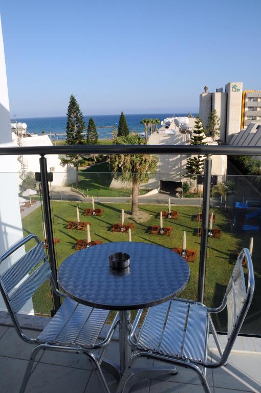 Frixos Khách sạn hẻo lánh Larnaca