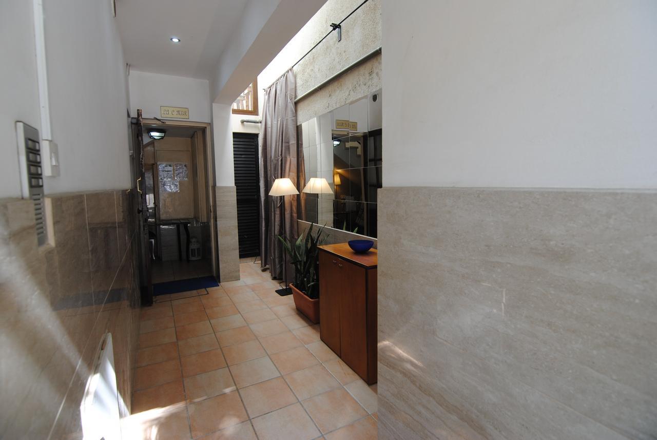 La C Apartment *