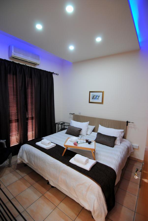 La C Apartment *