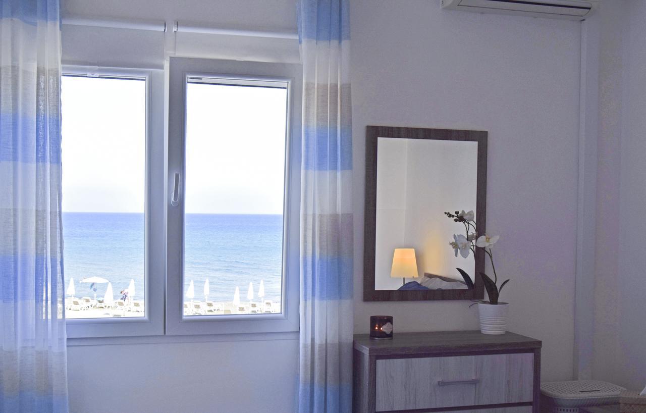 Mackenzie Beach Zen-apartment Apartment *