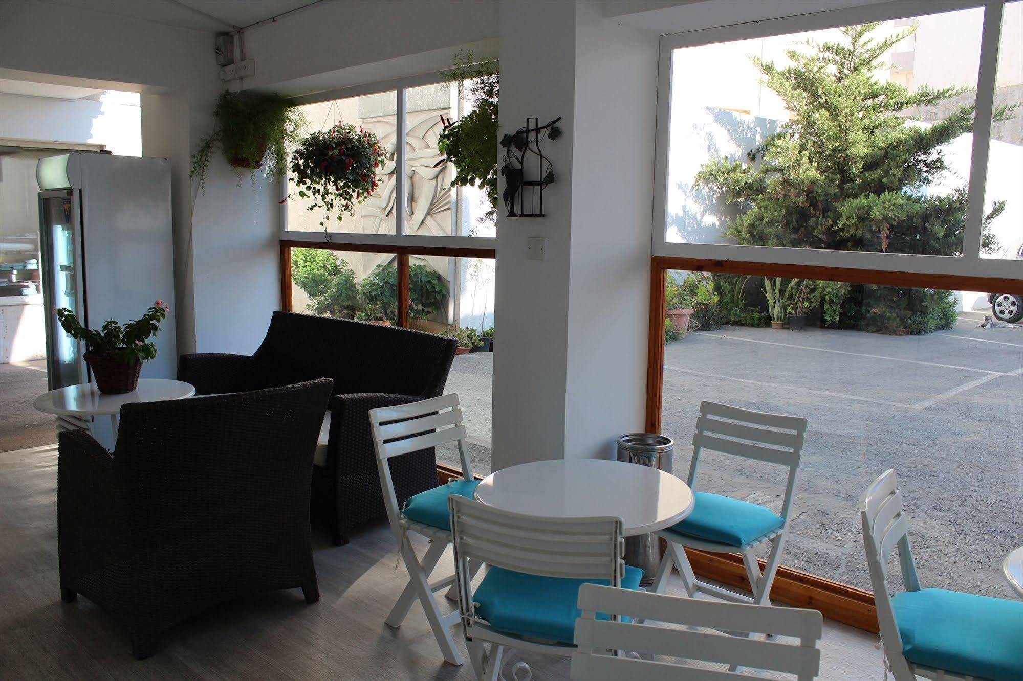 Aparthotel Eleonora 2*