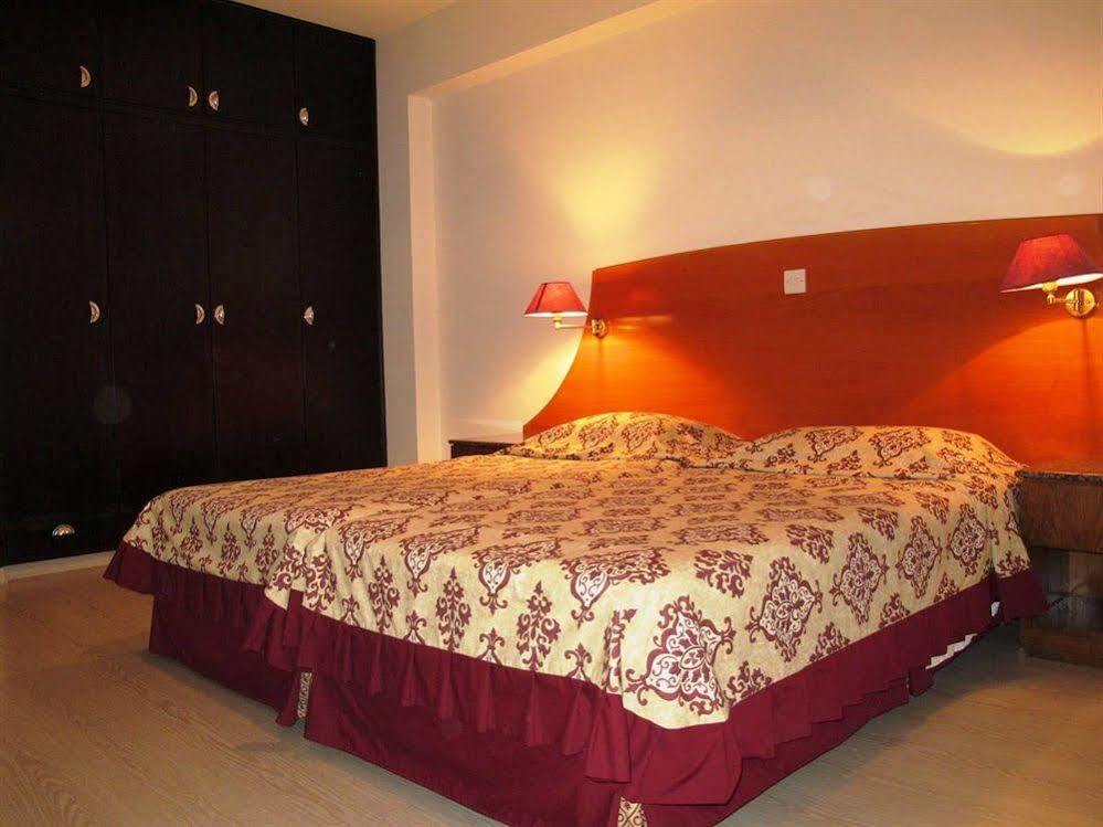 Eleonora Aparthotel Larnaca