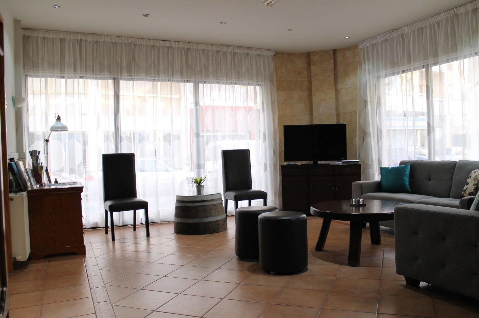 Roseum Boutique Khách sạn