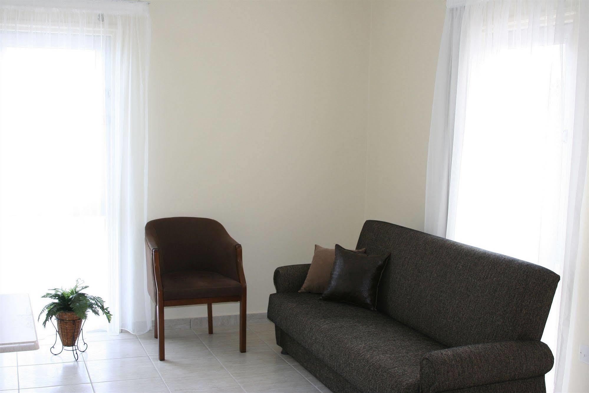Mackenzie Hotel Larnaca