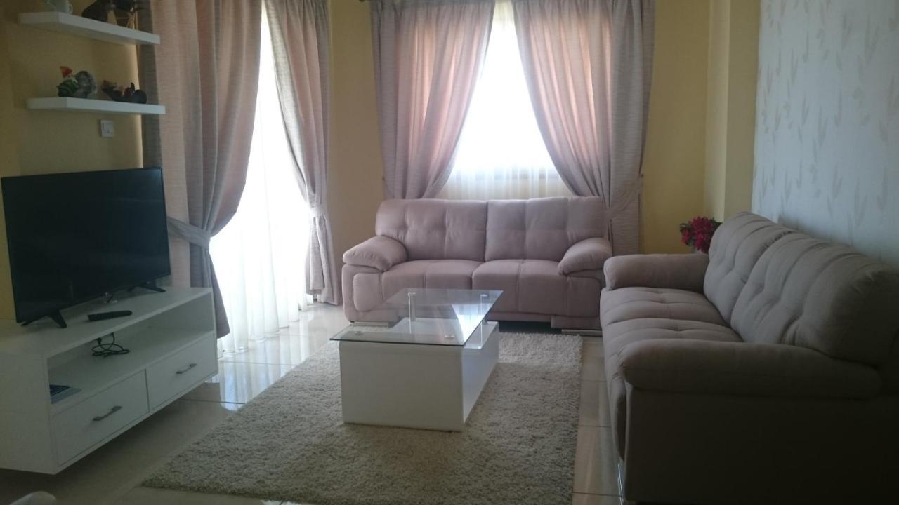 Apartamento Rezial Lárnaca