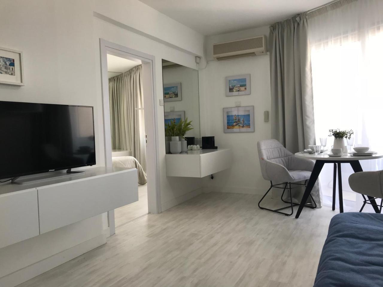 Sea View Apartment