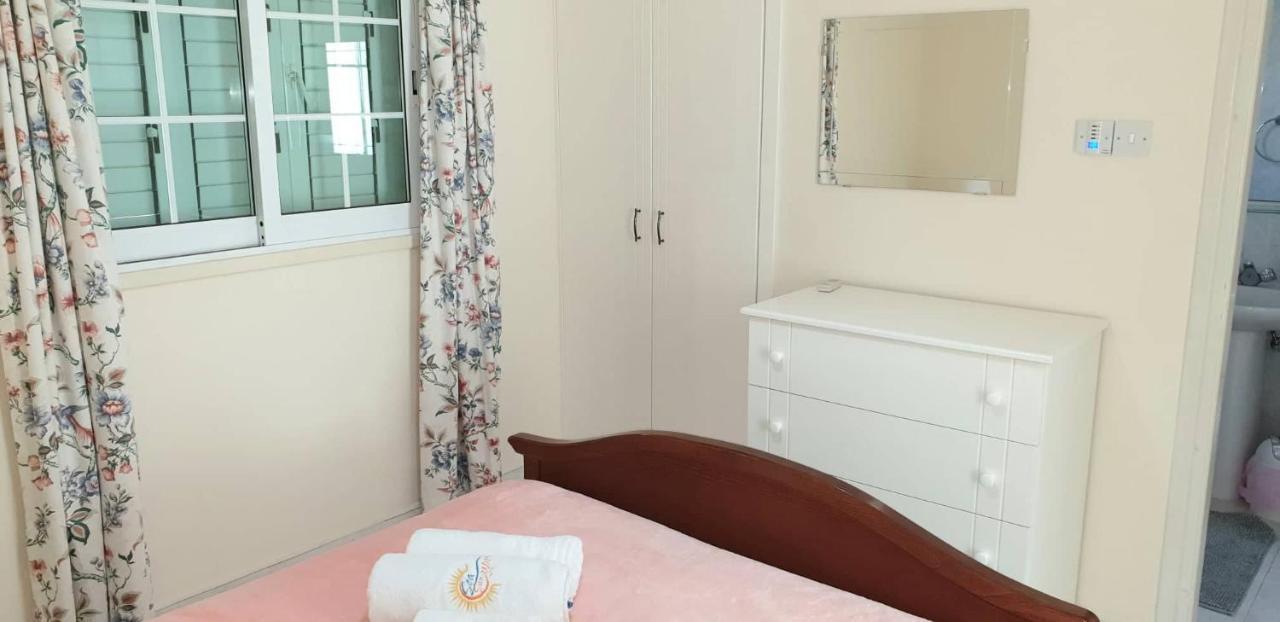 104 Frixos Roula Court Apartment *