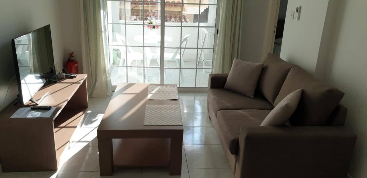 104 Frixos Roula Court Apartment Larnaka