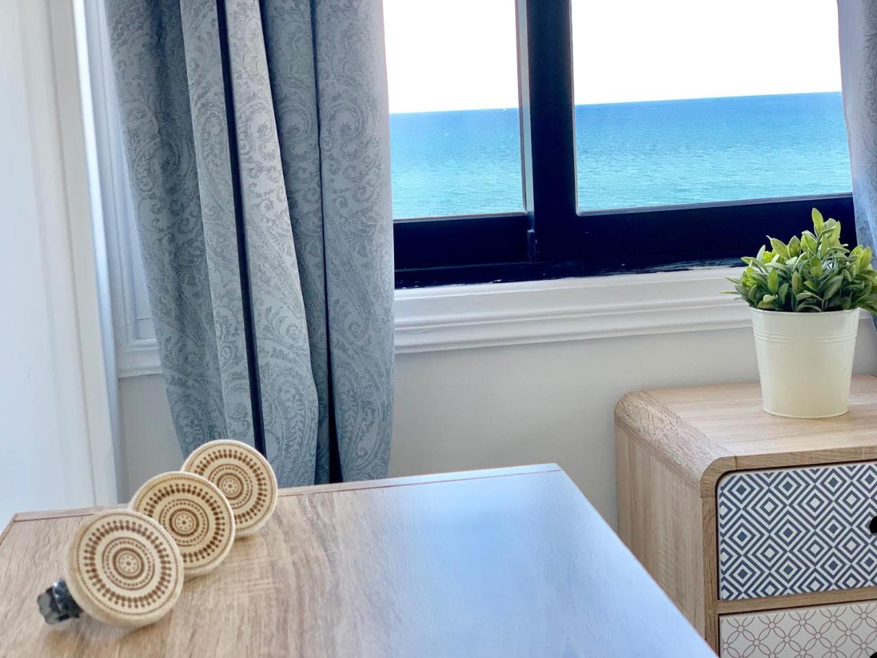 Zenobia Beach Apartment Larnaca