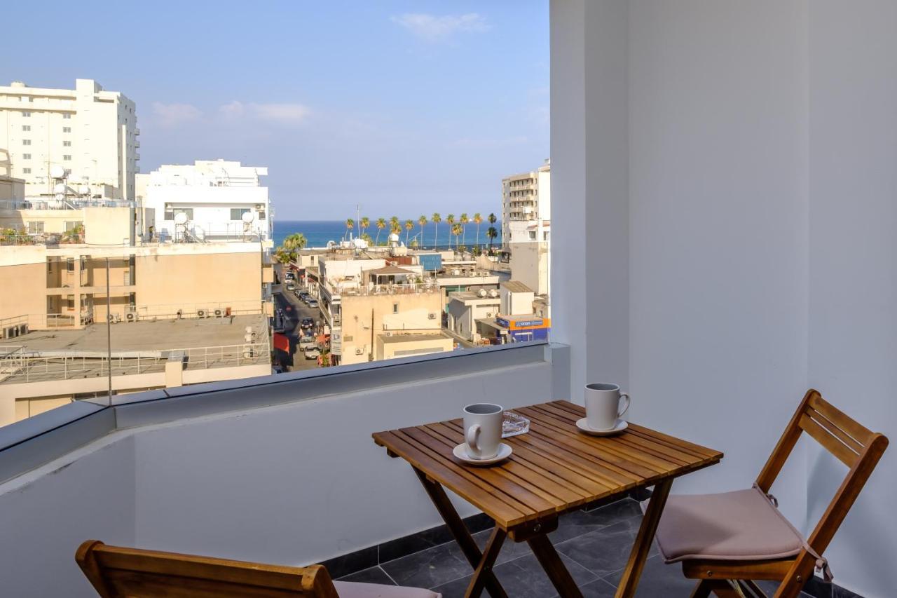 Lazuli Seaview 2bdr * Larnaca