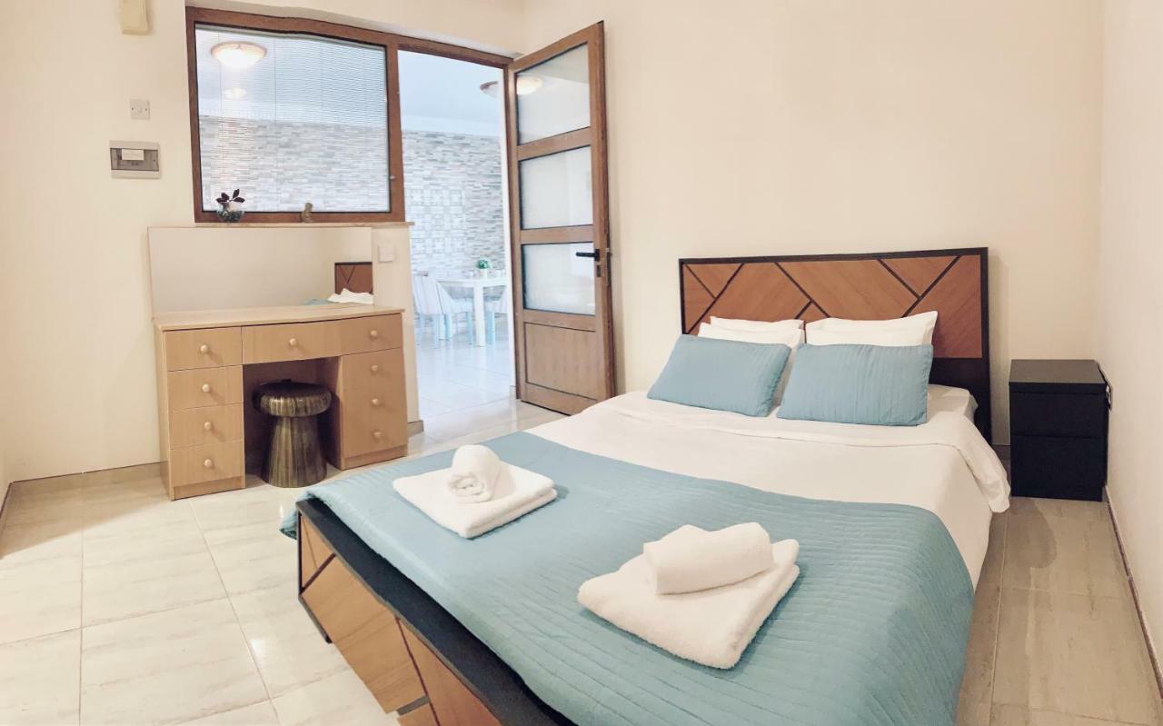 Zenobia Beach Apartment