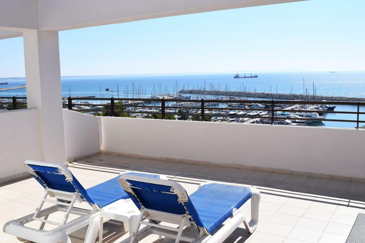 Sun Hall Beach Aparthotel 3*