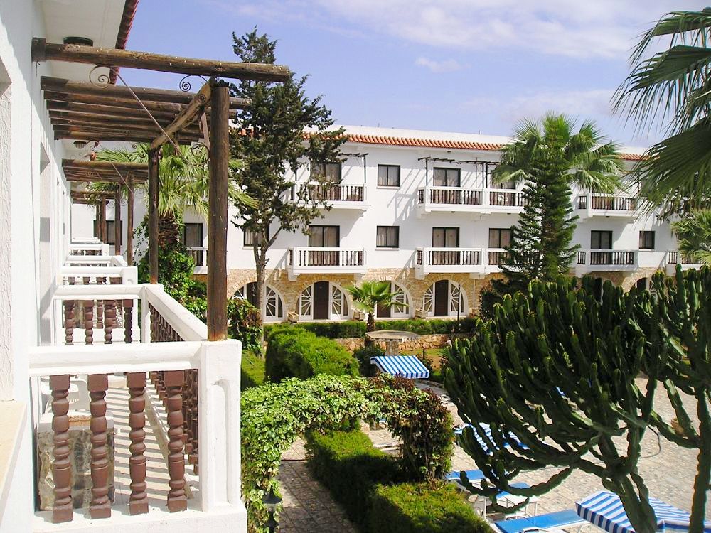 Hotel Lysithea