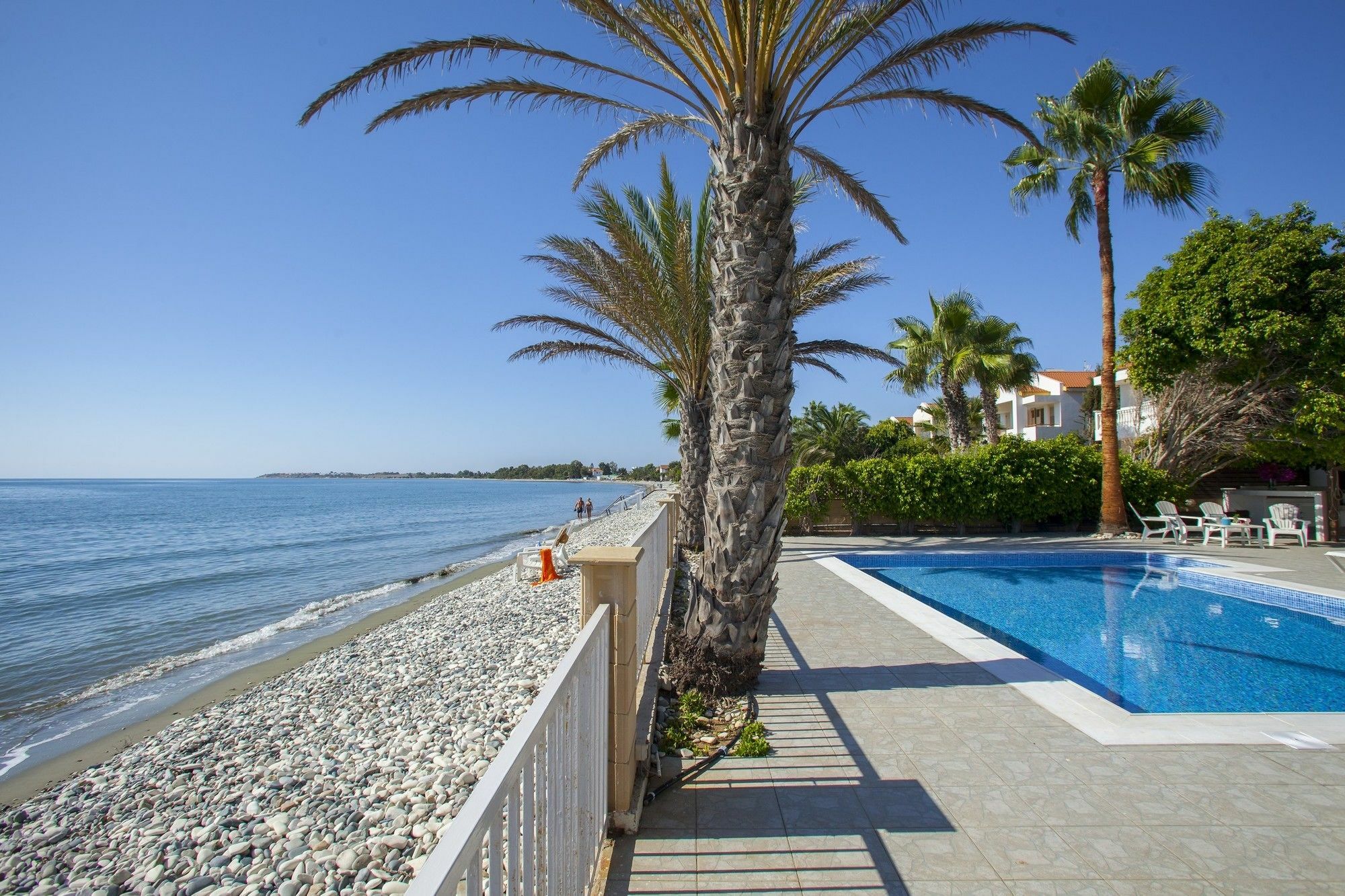Villa Sunset Beachfront Meneou *