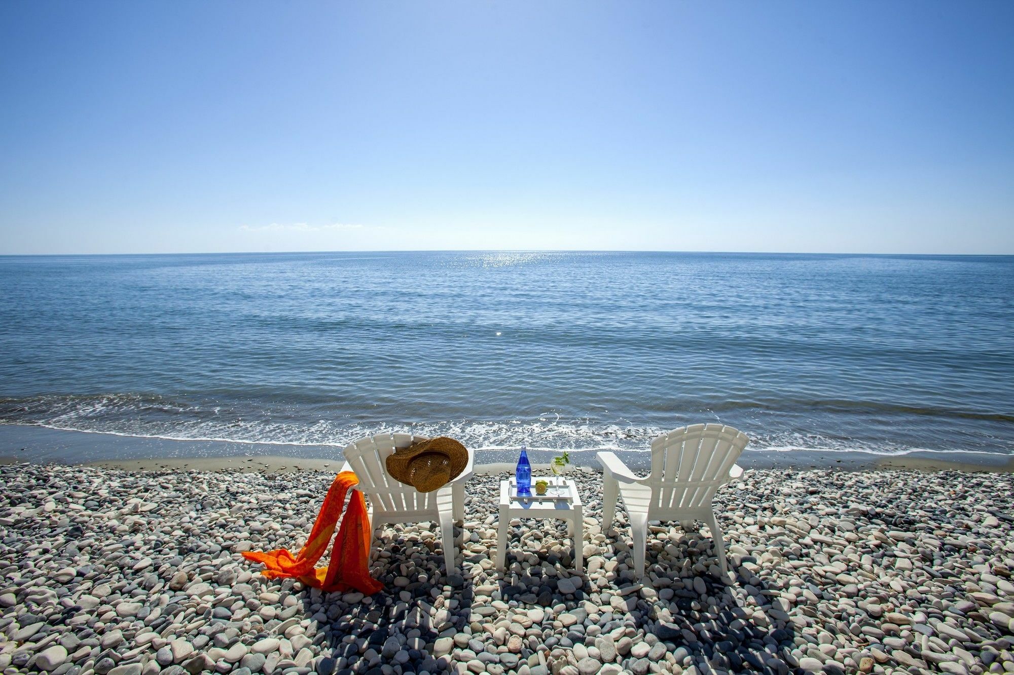 Sunset Beachfront Meneou * Larnaca