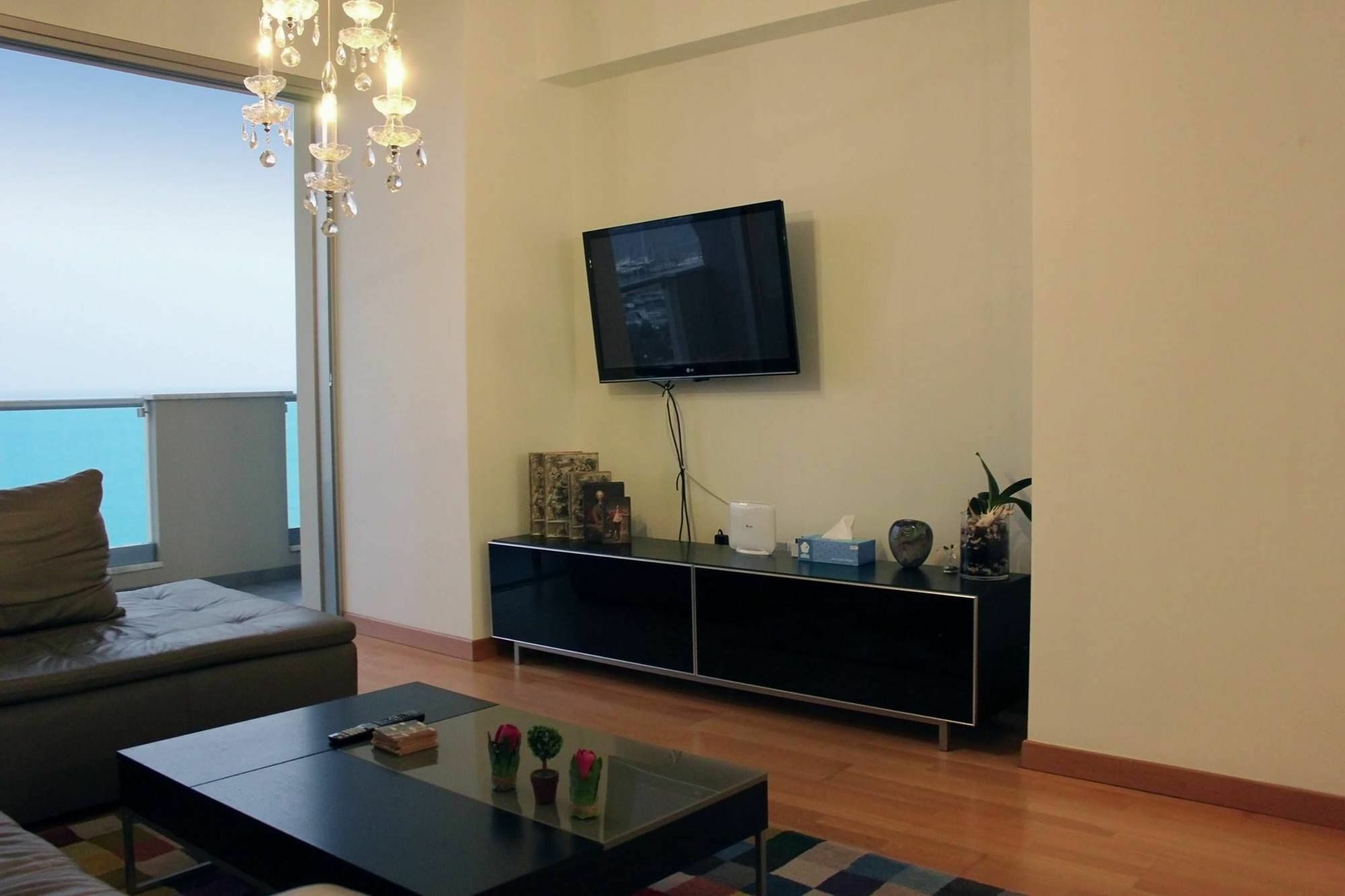 Beachfront Luxury Căn hộ *