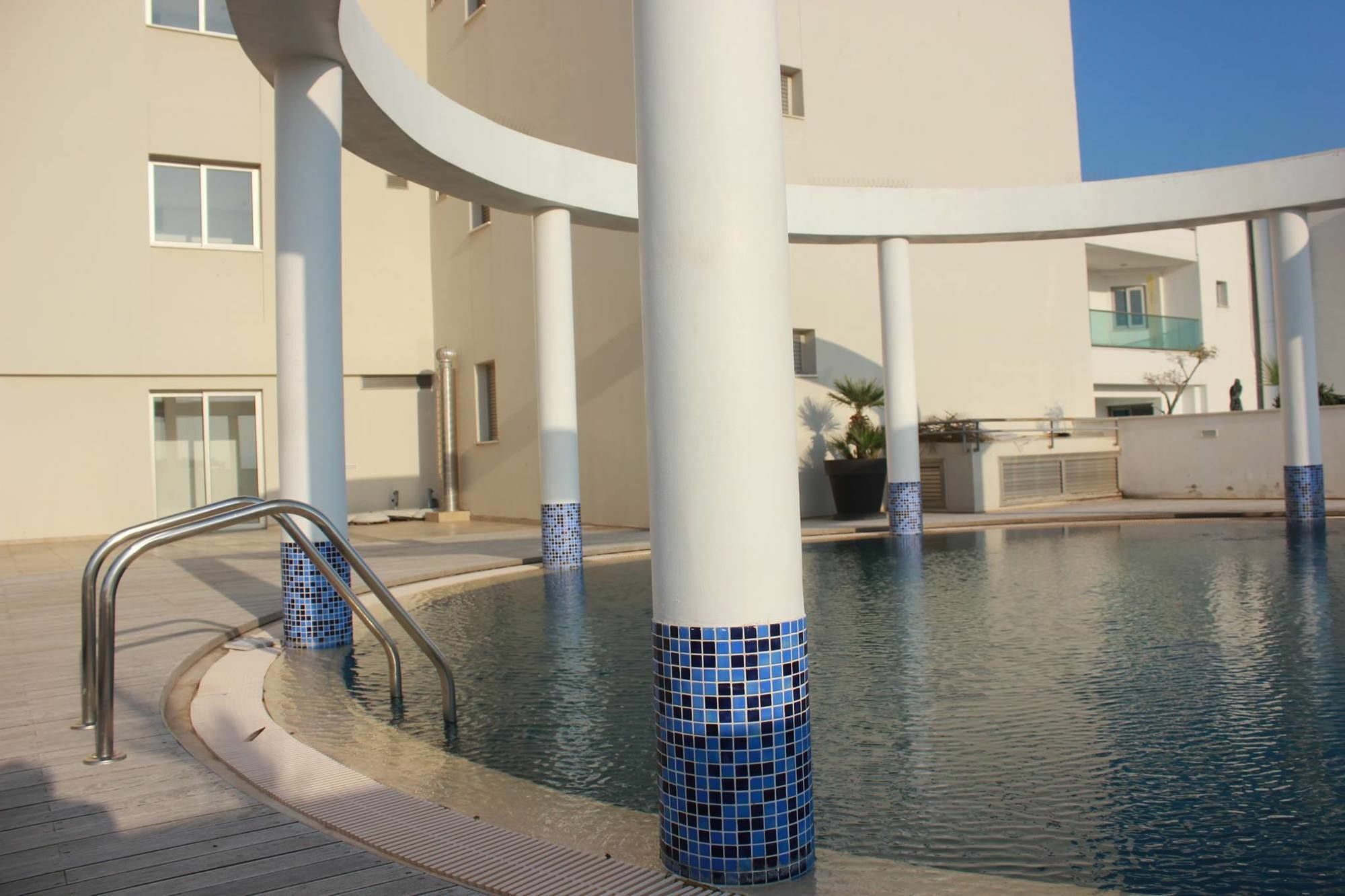 Căn hộ Beachfront Luxury *