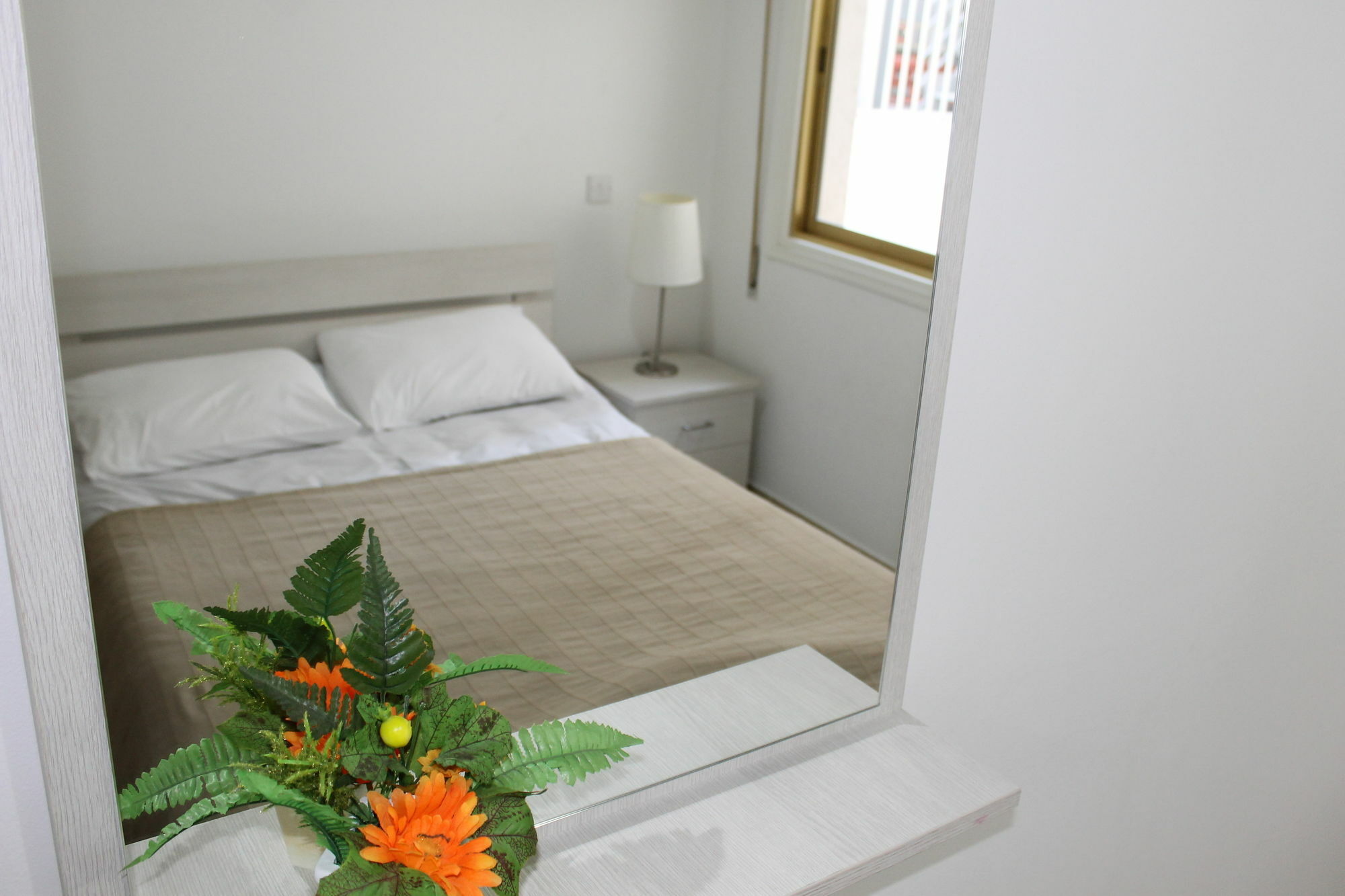 Tiffany City Apartment