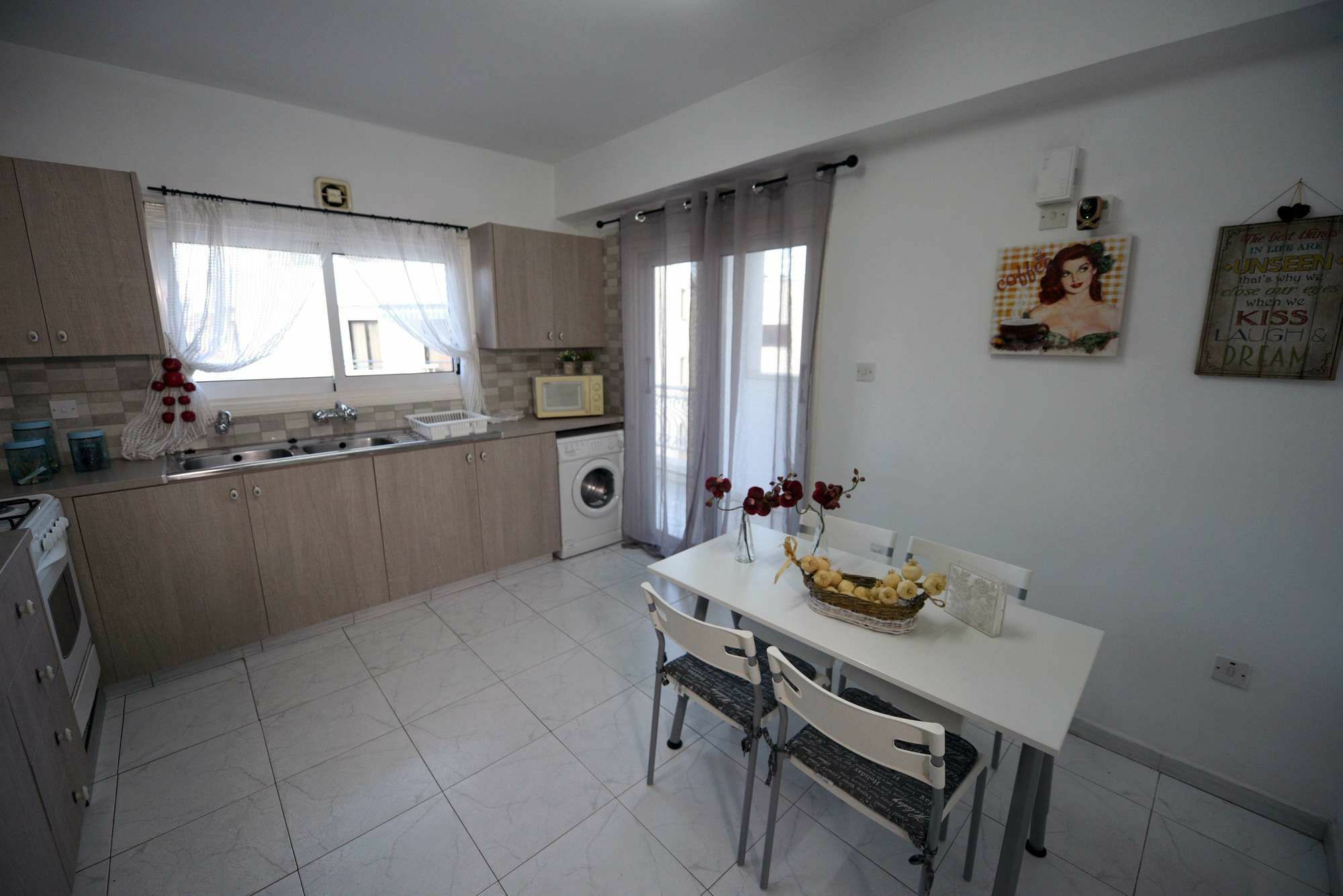 Angela's Luxury Apartment *