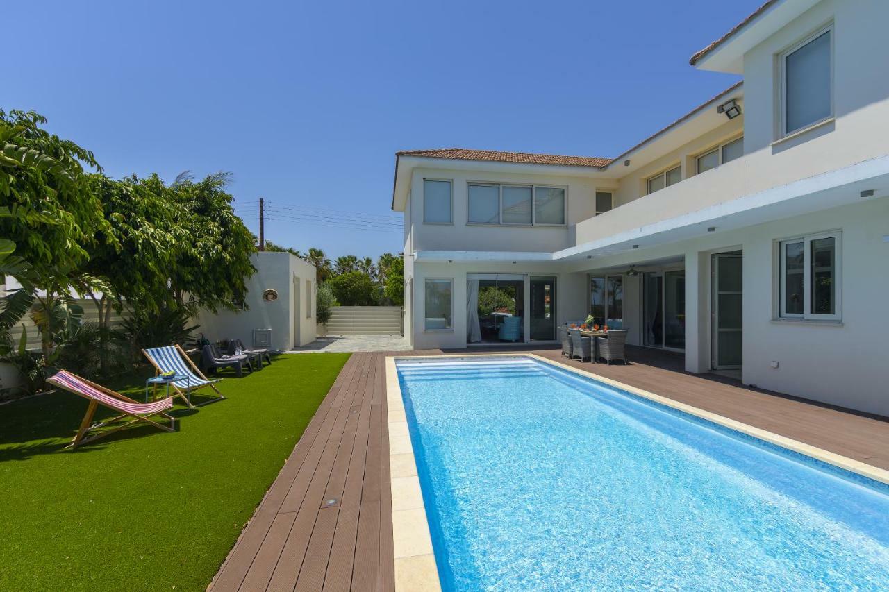 Marisol Kiti Villa