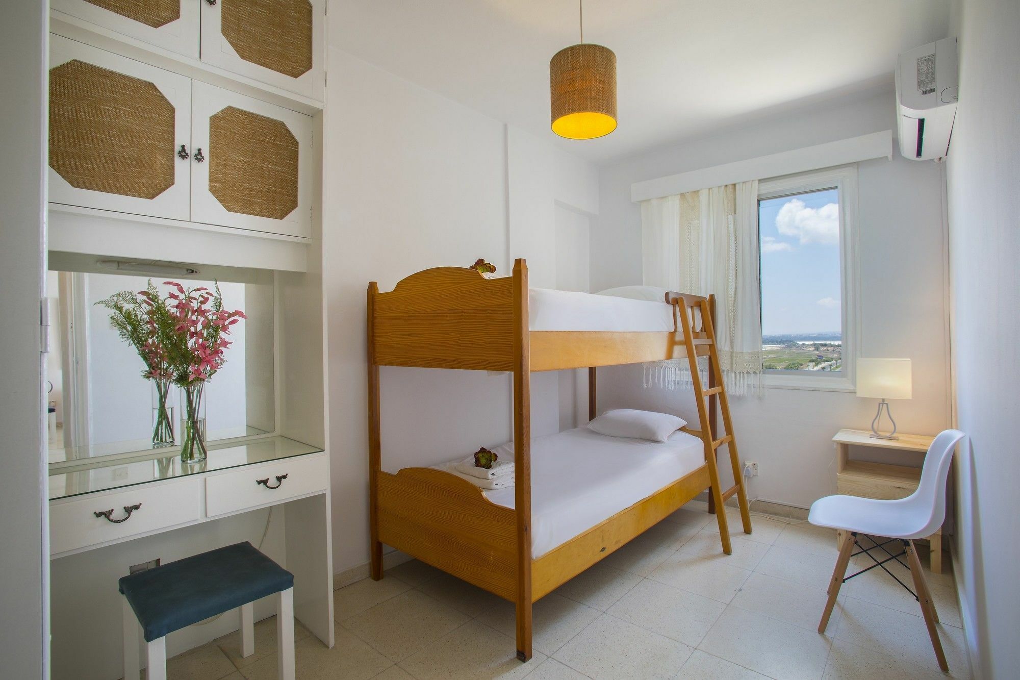Apartment Lamk1 Mackenzie Atalanta - Two Bedroom Apartment, Sleeps 4