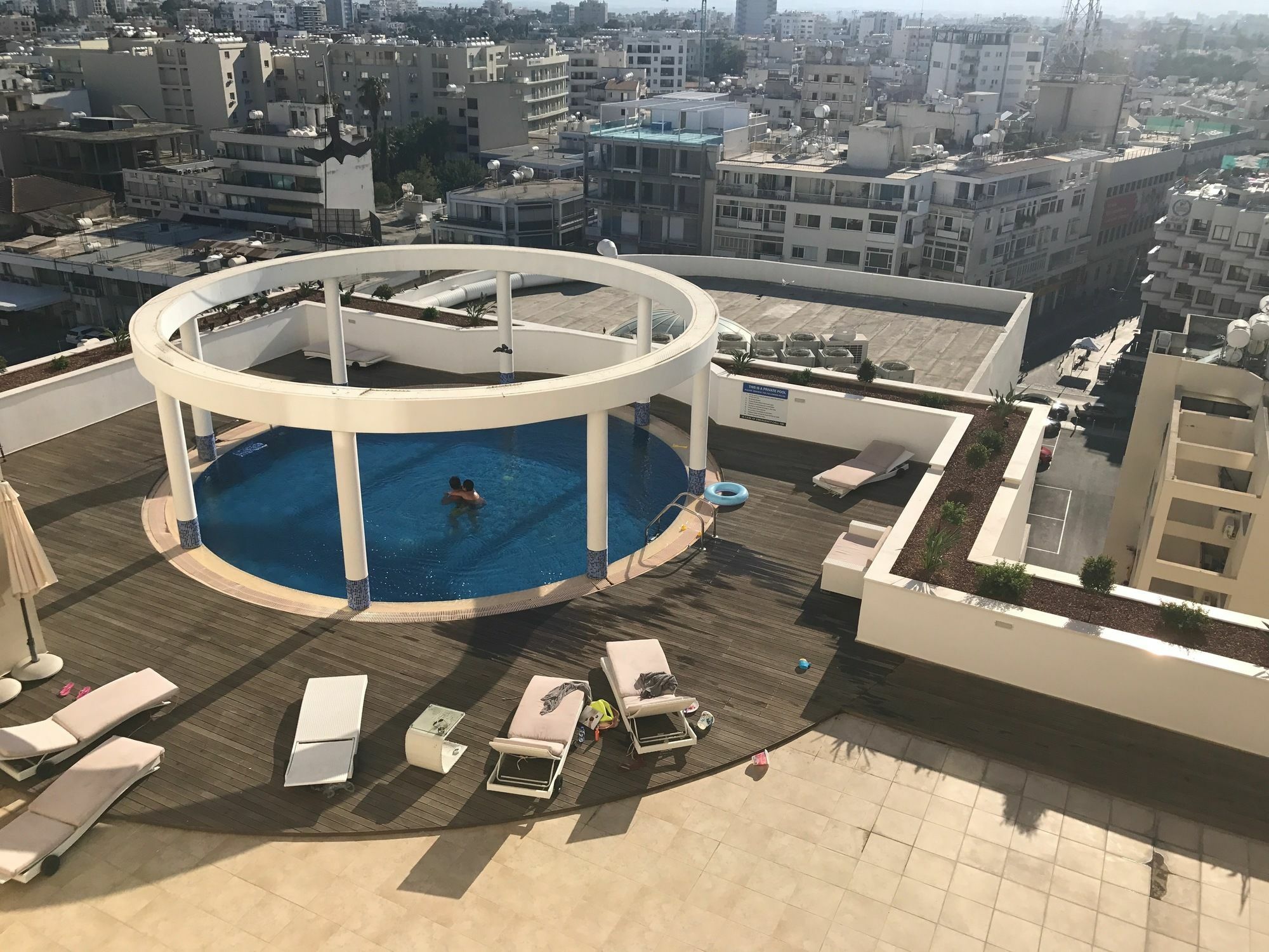Finikoudes Luxury Apartment