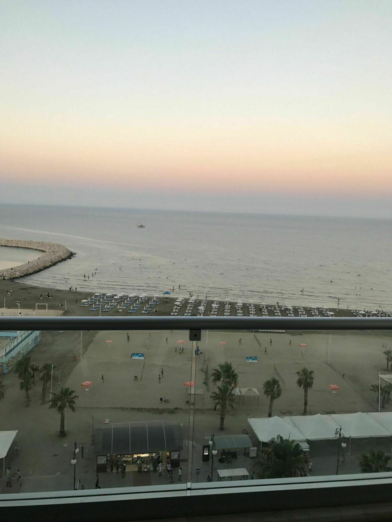 Finikoudes Luxury Larnaca