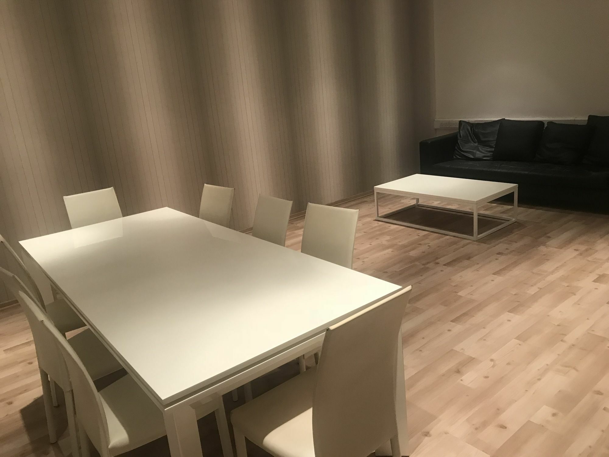 Finikoudes Luxury Larnaca