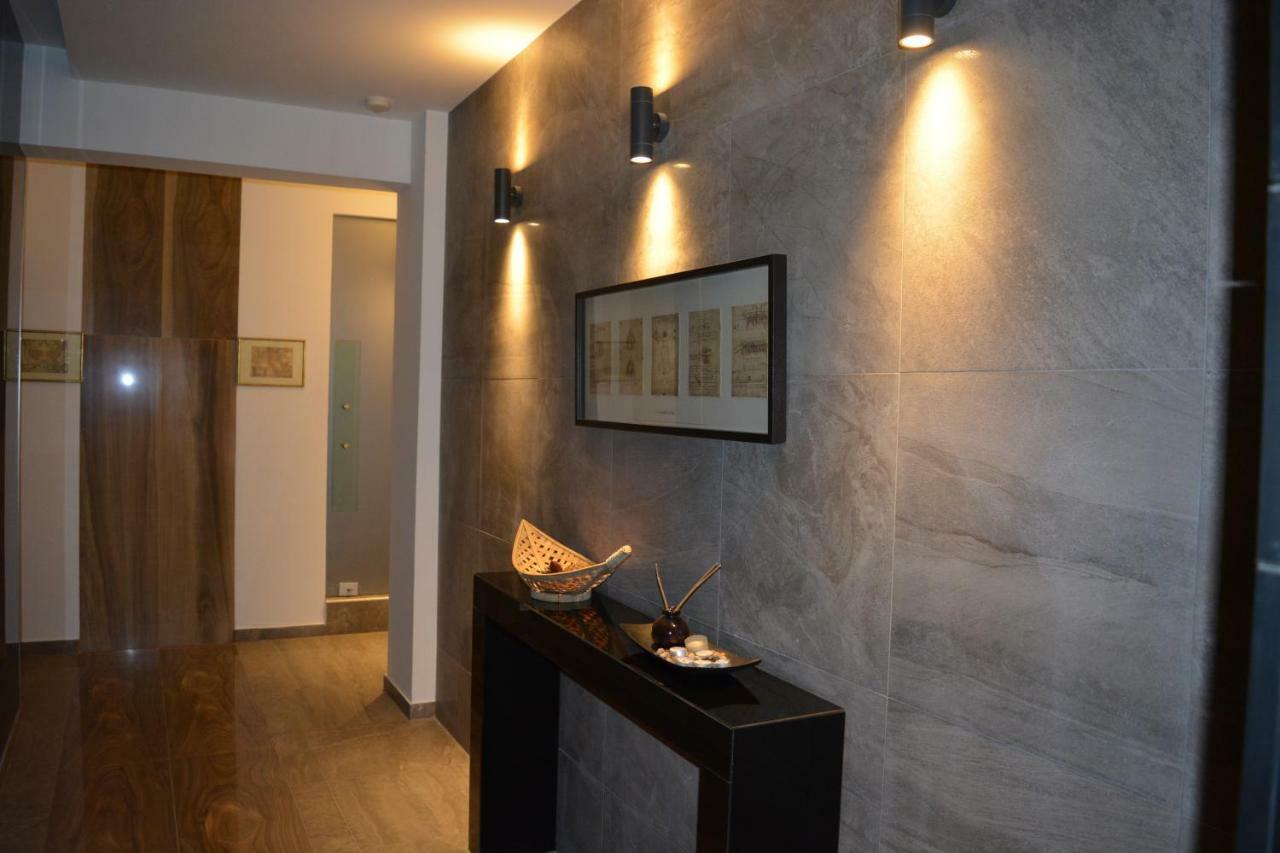 P.l Hermes & Larnaca