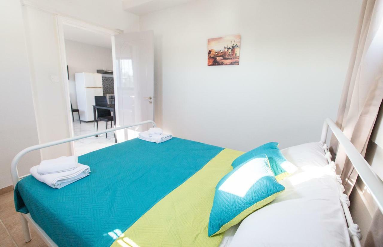 Must - Evripidou Flats * Larnaca