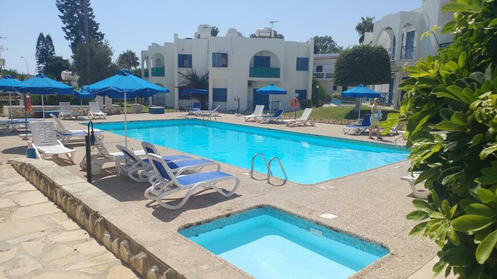 Dhekelia Diamond * Larnaca