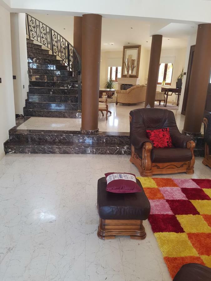 Mansion Ideal For 3 Families Or * Larnaca