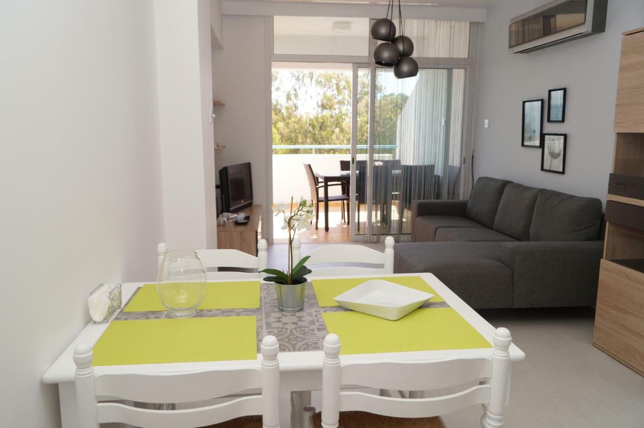 Apartment Oum Haram 66 *