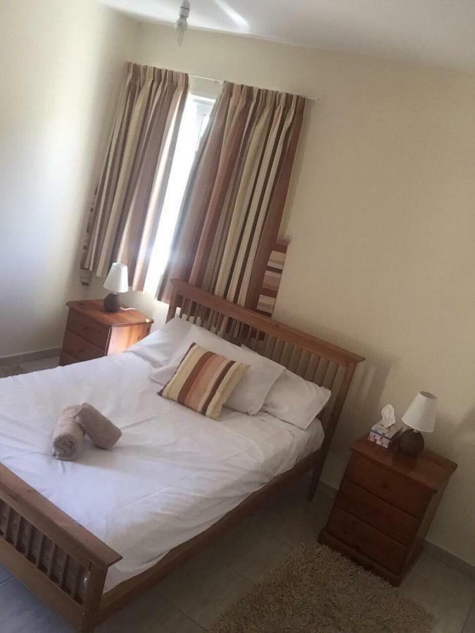 Newly Remodelled Apartment, Pool, Sauna And Gym Larnaka