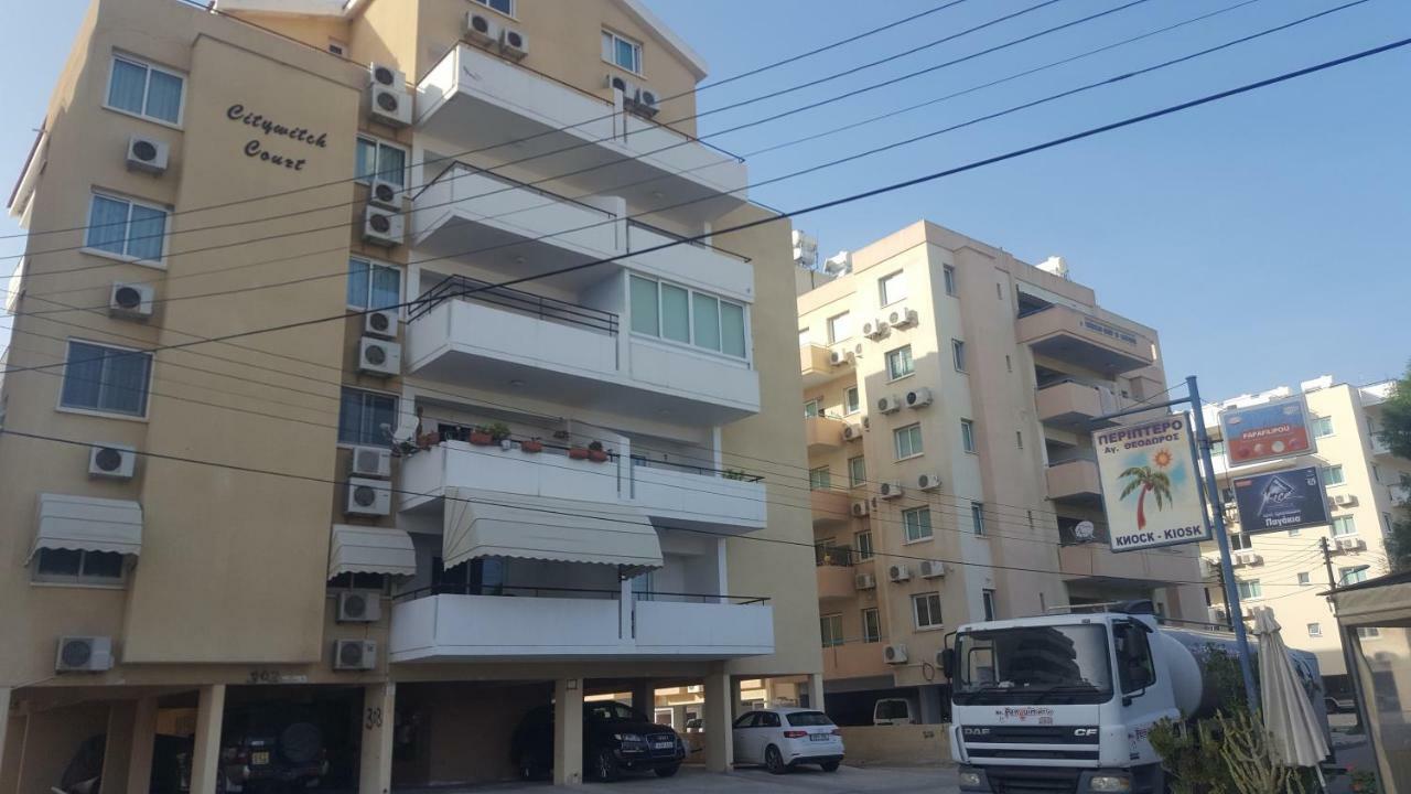 Makenzy * Larnaca