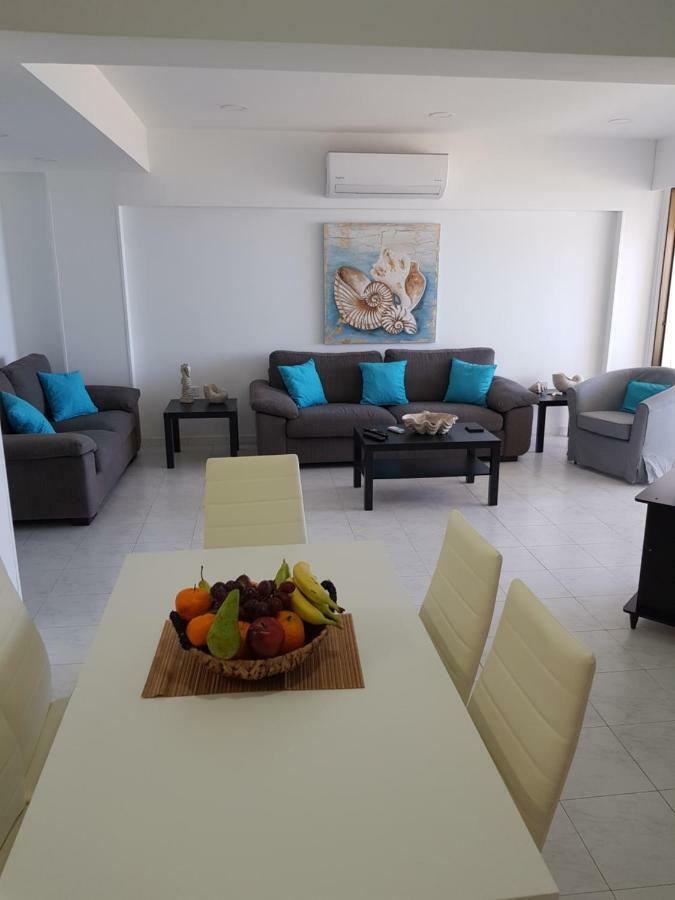 Haig's Dream Flat On The Apartment