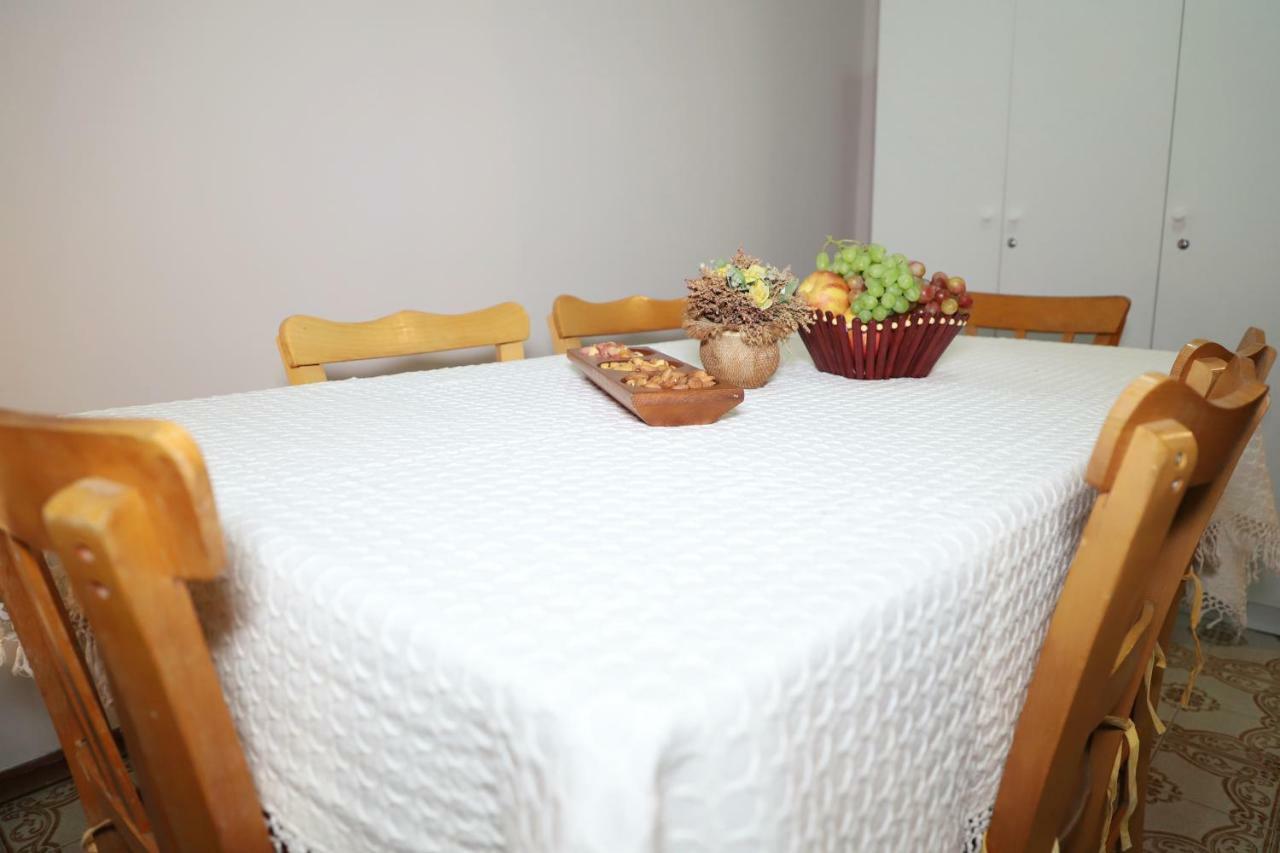 Maria Court 2, 32 Apartamento