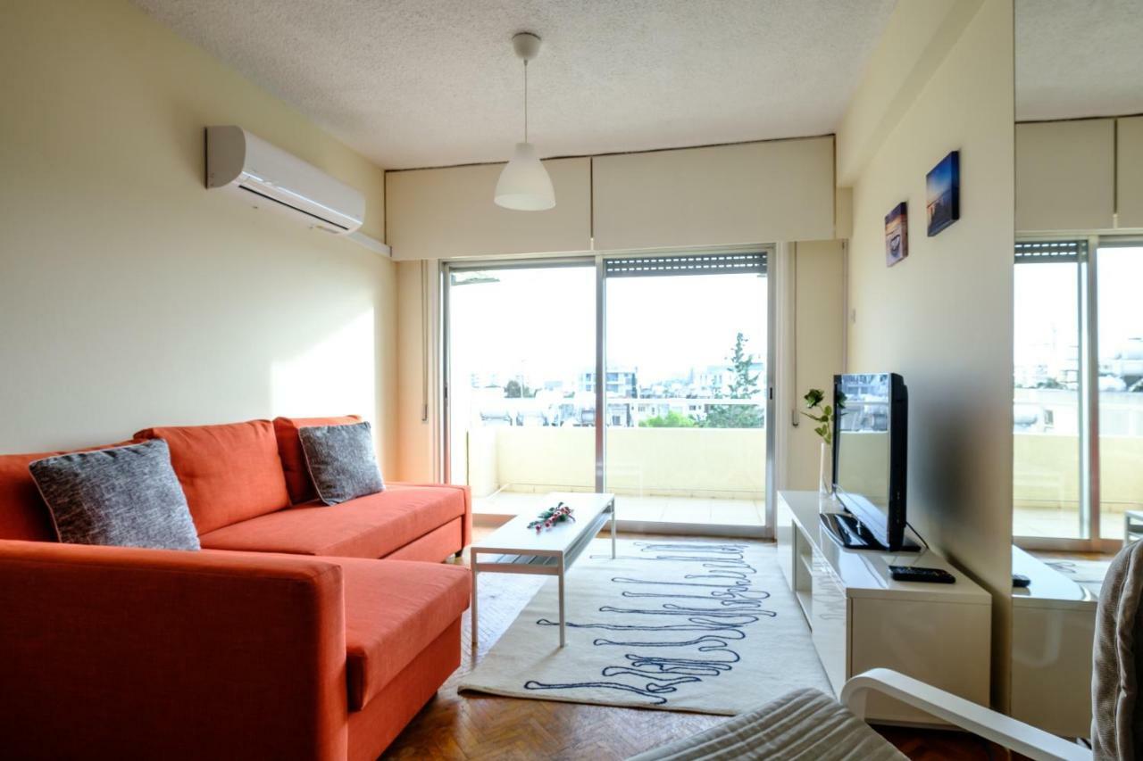 Spacious 2bdr @ Mackenzie Apartamento Lárnaca