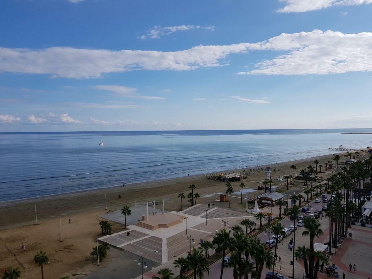 Finikoudes Luxury Apartment Larnaca