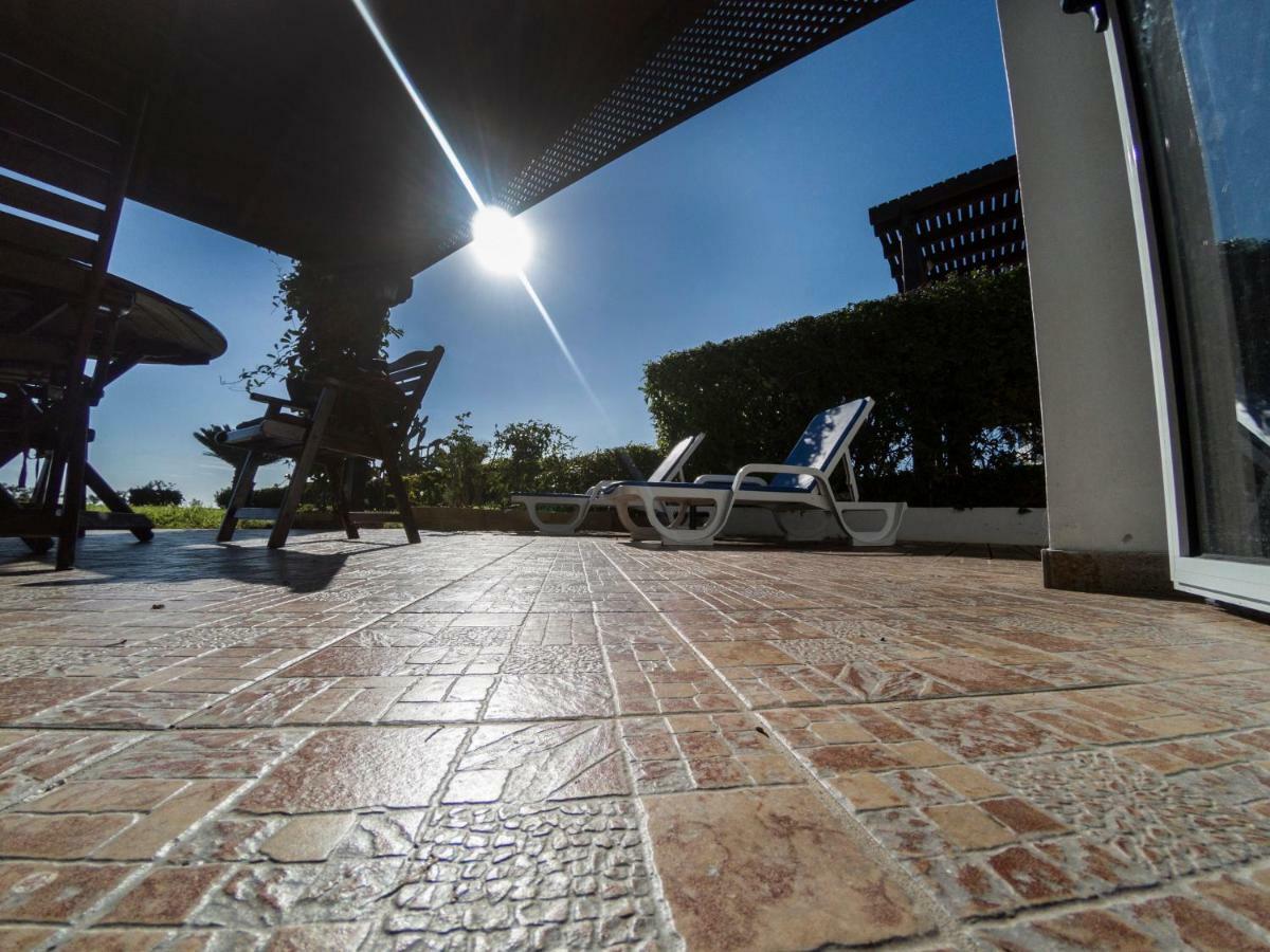Blue Bay House Nhà nghỉ Larnaca