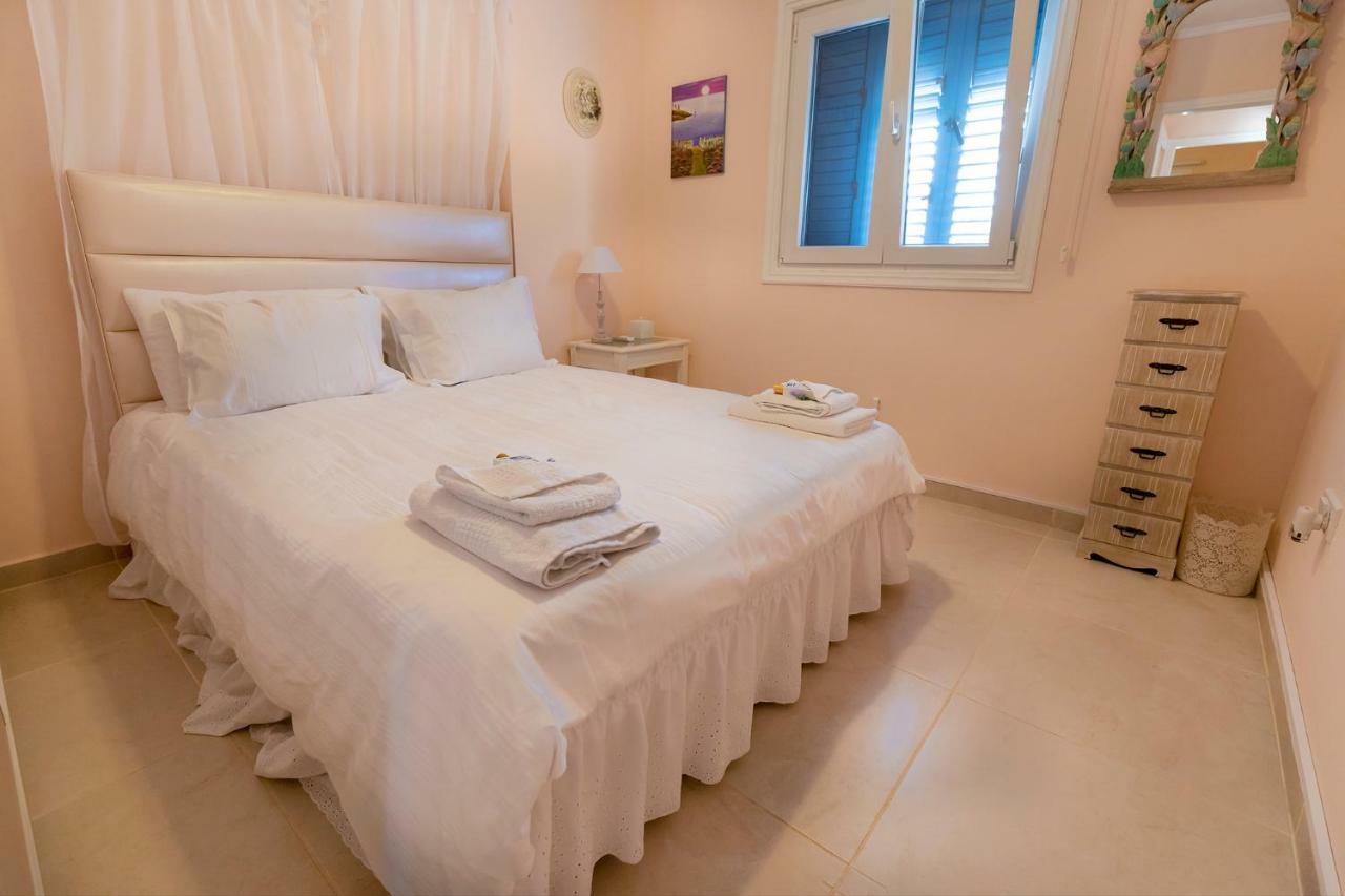 Mariliz * Larnaca