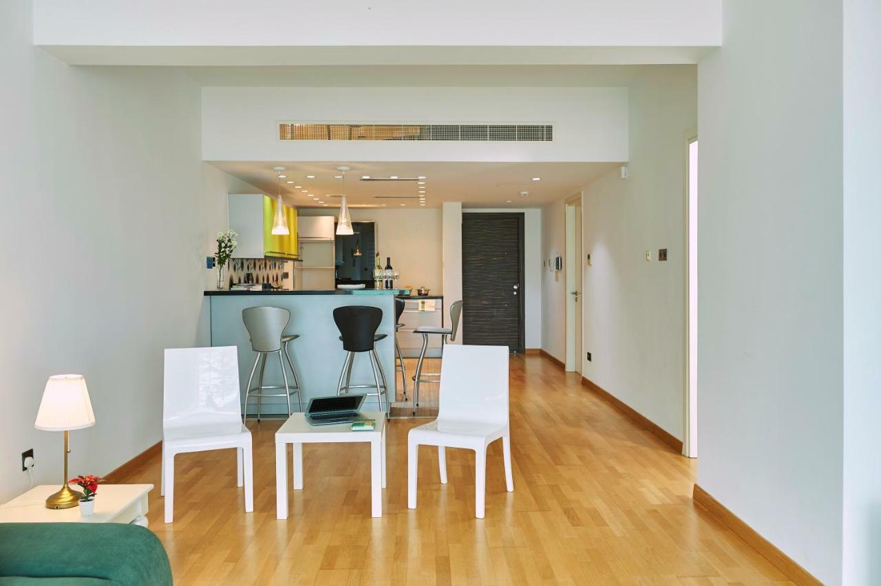 Apartment Finikoudes Luxury *