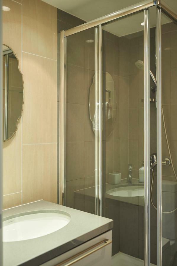 Apartment Finikoudes Luxury Larnaca