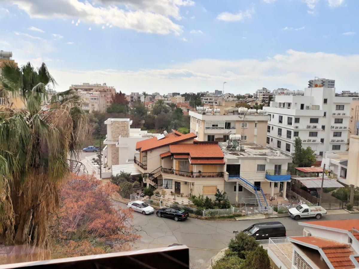 Sunny * Larnaca
