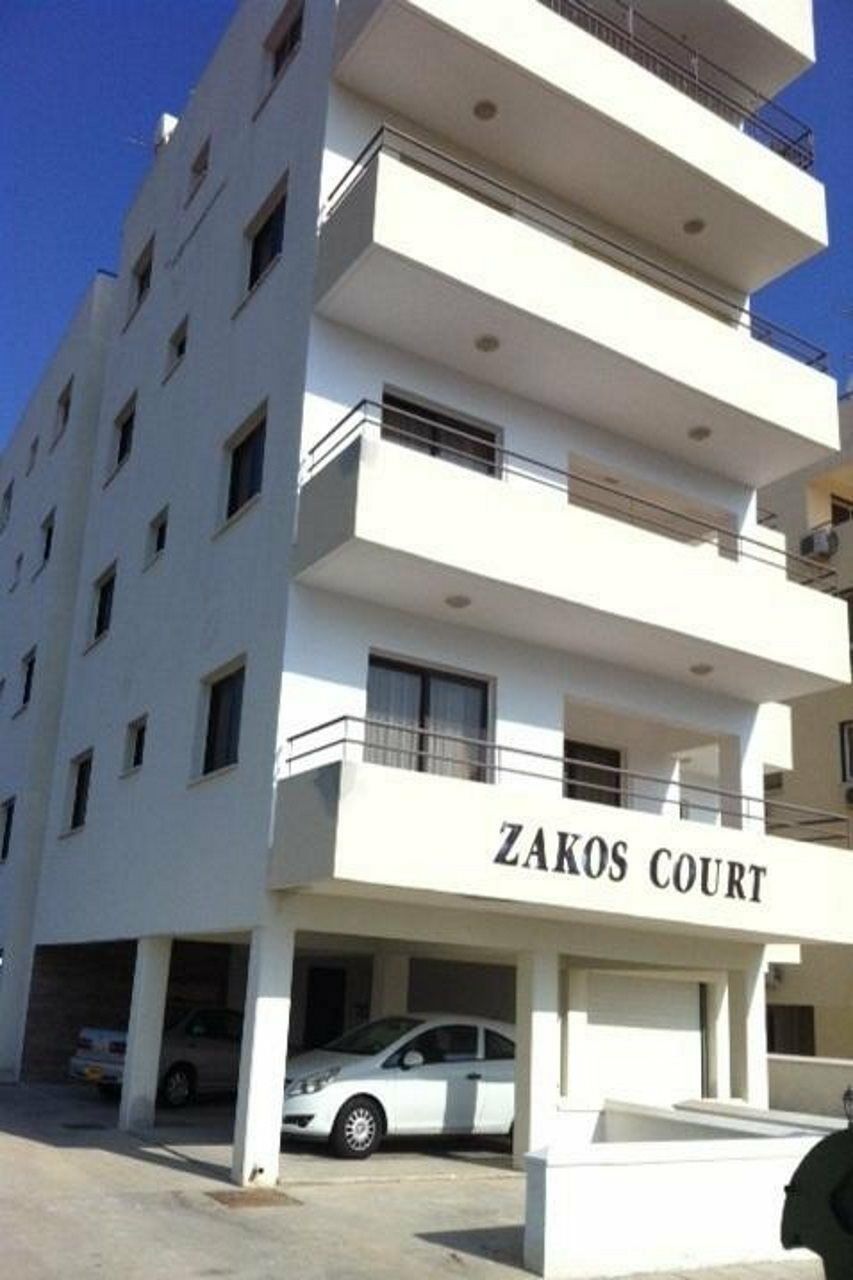Apartment Zakos Court *
