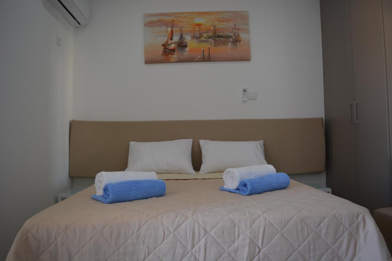 P.l Hermes & Larnaca