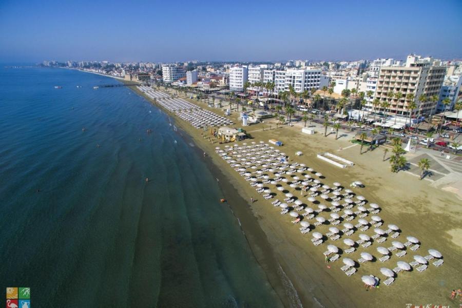 Gregorys Holiday * Larnaca