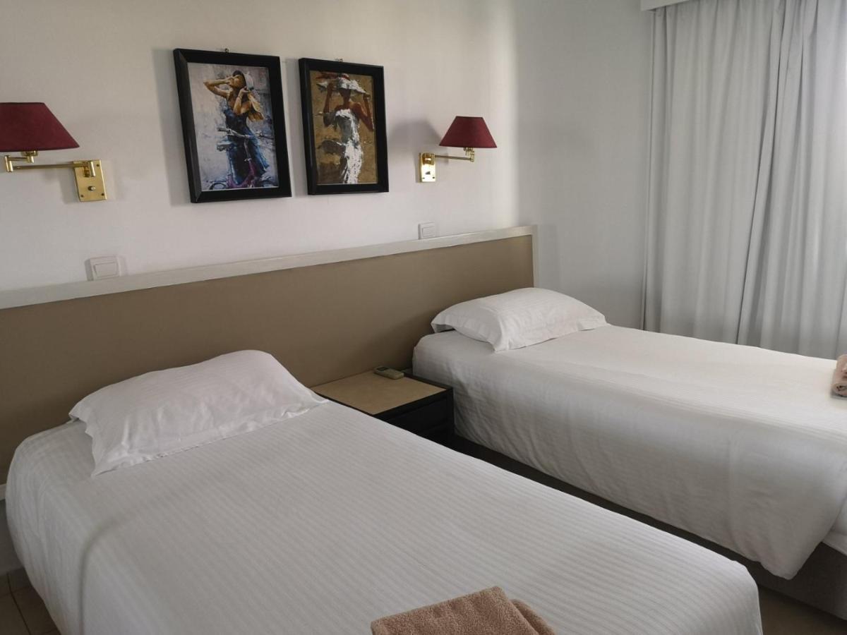 Aparthotel Sun Hall Beach Larnaca